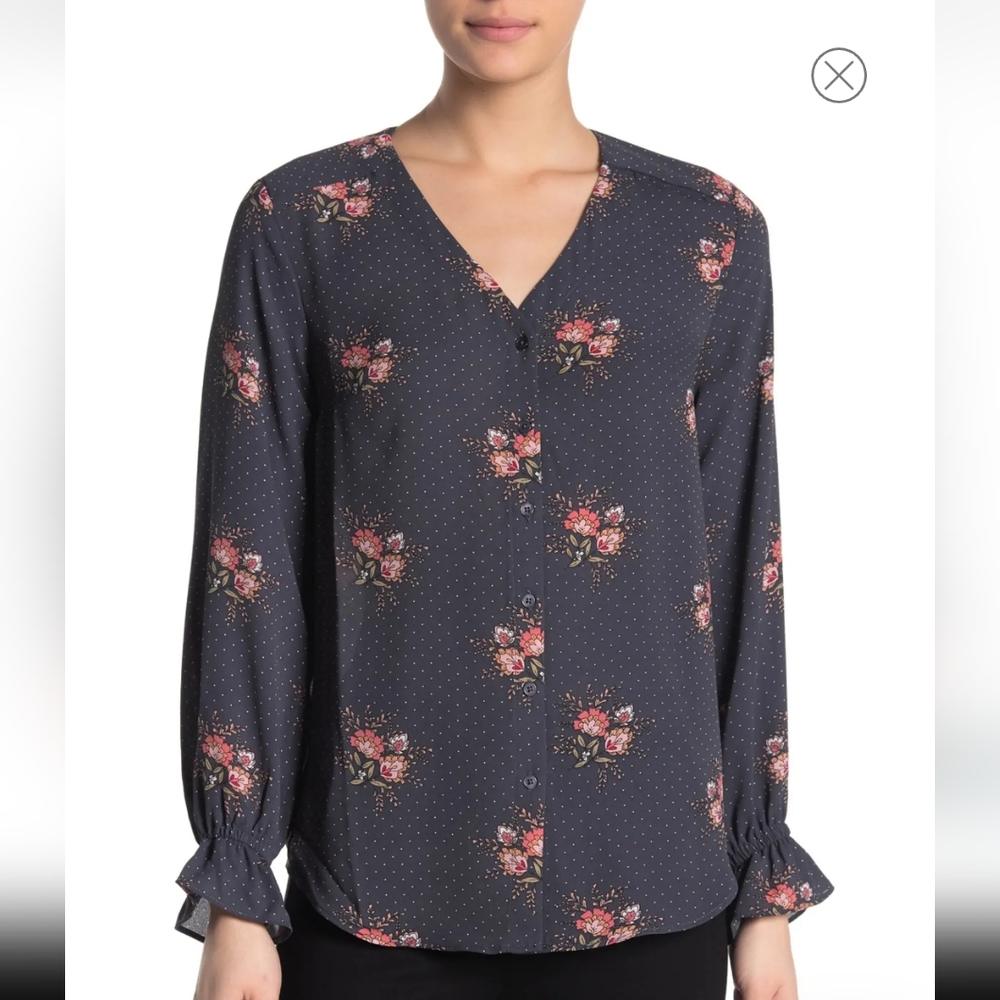 TAHARI Women's Floral Blouse .